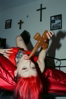 countessodelia's photo 7