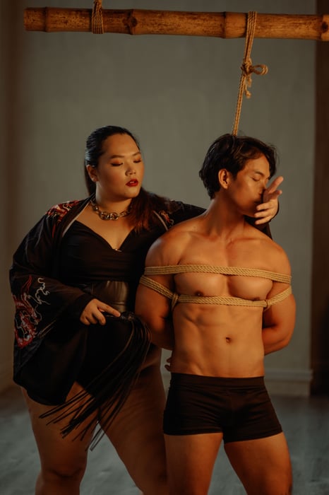 In-person sensual female domination and erotic art of japanese bondage — photo 4 by LadyVanessa