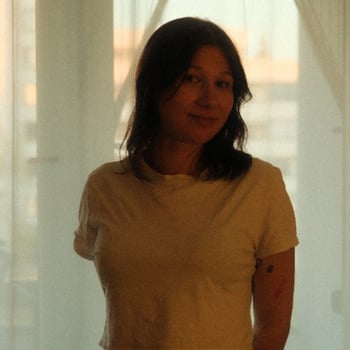 itsleonieida Author Nuremberg Sensuali