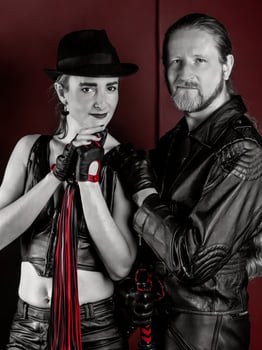 Double Domination with Hekate - You as Co-Dominant