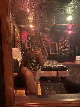 GodisNiyaLove's photo 1