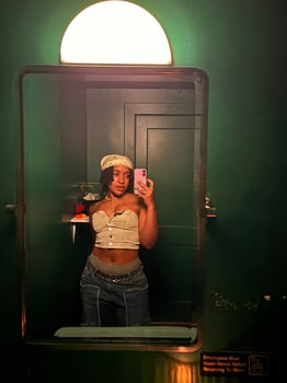 mistressivylenox's photo 8