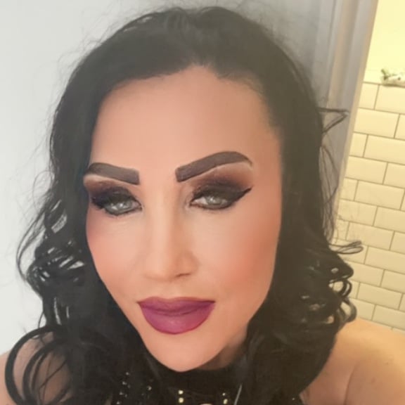 NicoleDuPapillon Erotic creator