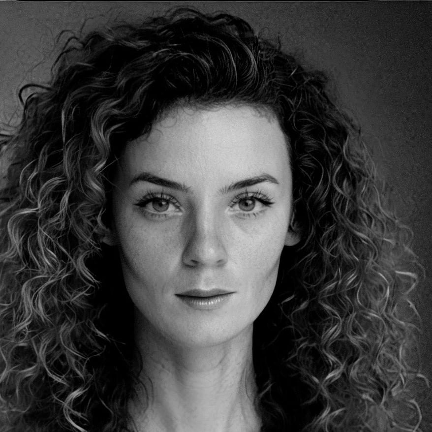 LindseaTeel Artist Dorado