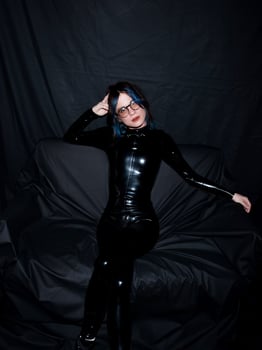 oliviarakki's photo 4