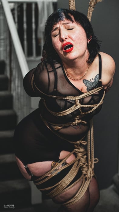 In-person Shibari Sessions — photo 6 by saararei