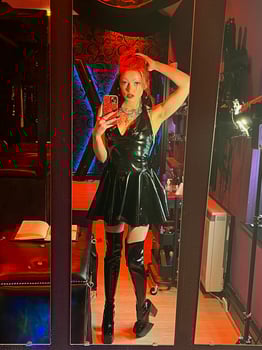 countessodelia's photo 8