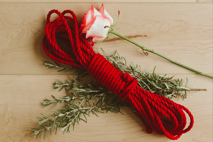 Ropes & Plants Ritual by LunaRose