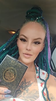 TheValkyrieGoddess's photo 2