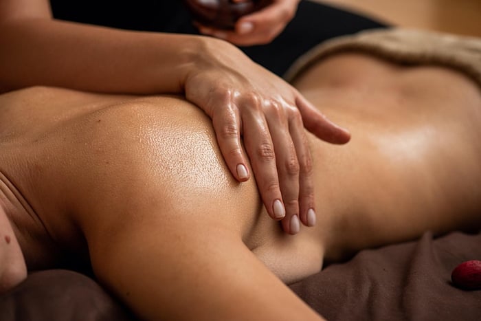 TANTRA MASSAGE TRAINING: the magic of conscious touch — photo 9 by transforminjourney