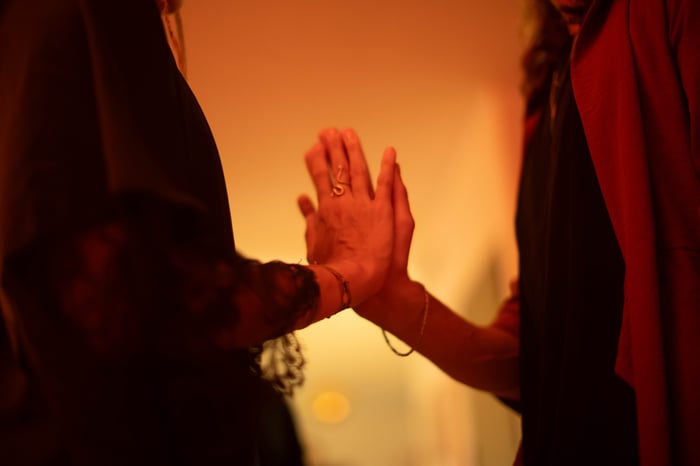 Relationships and Intimacy Therapy for couples 90 min — photo 2 by elianegerzelj