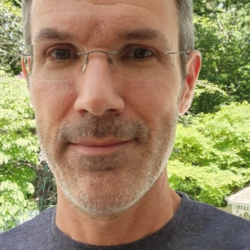 4Juicy Spanking (giving) Smithtown