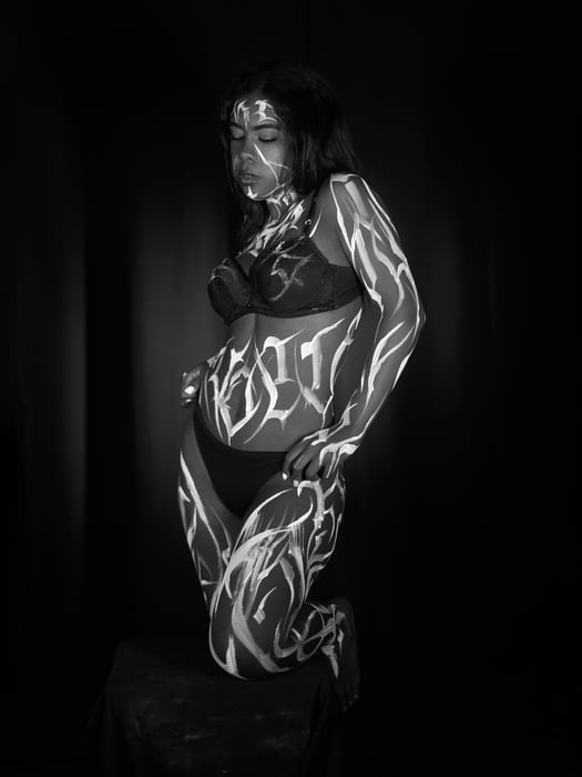 Bodypaint - Abstract Calligraphy/Black Lettering — photo 6 by Efimeros