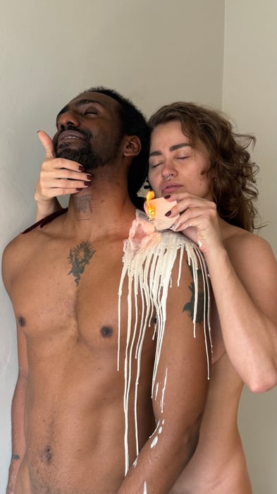 75°C Wax Play Candle | Nude & Vanilla Tobacco — photo 2 by Olga SenseMe