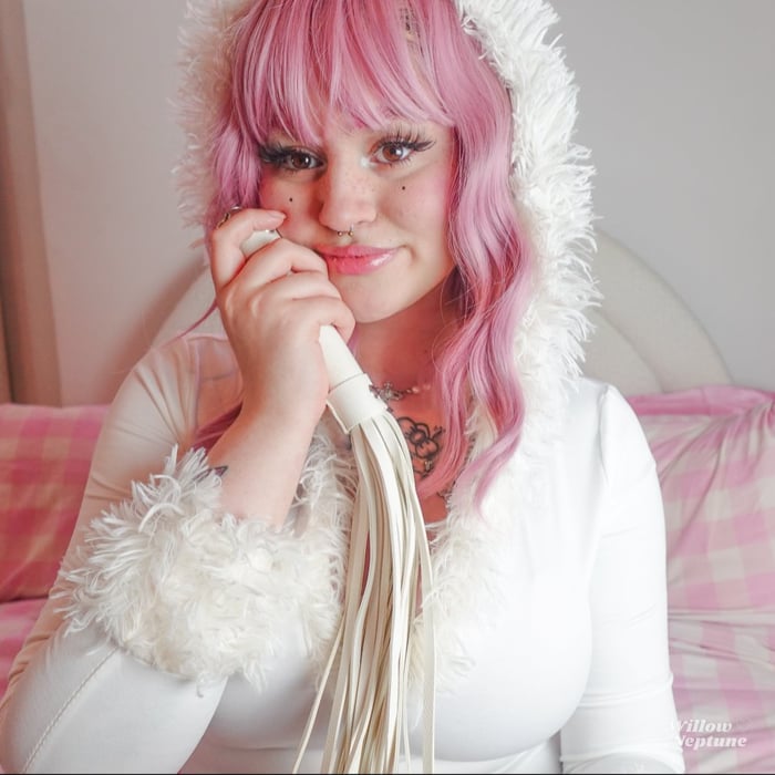 Willowneptune Content creator BDSM London - Sensuali