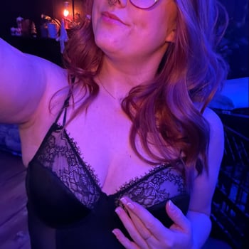 strawbirrry Art model Columbus