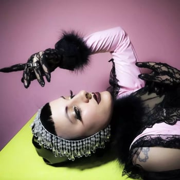 MmedeMaisonChardon Sensual photography Paris