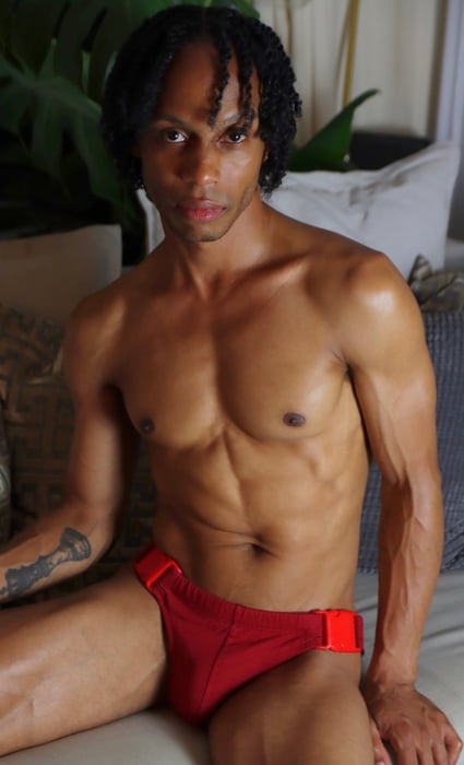 Oak the Muse: Sensual Boudoir Modeling & Content Curation — photo 3 by oakjourneys
