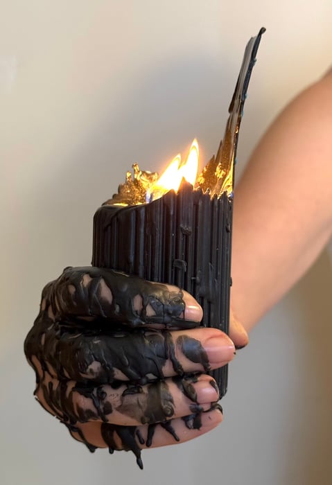 60°C Wax Play Candle | Black & Vetiver — photo 2 by Olga SenseMe