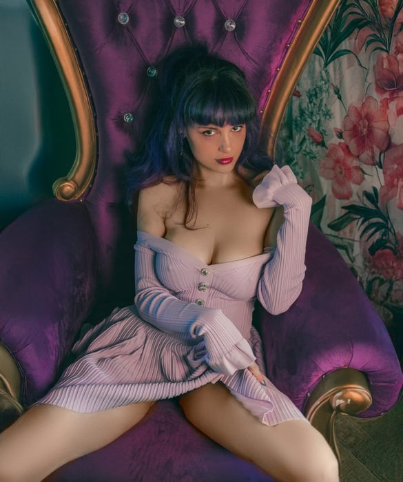 Personalized FemDom Fetish Session in Detroit