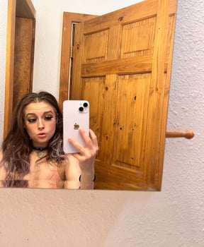 sandrakinkr's photo 4